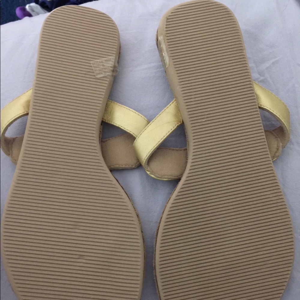 Personal Identity Gold🥳2xHP🥳Jeweled Flipflops - Picture 4 of 4